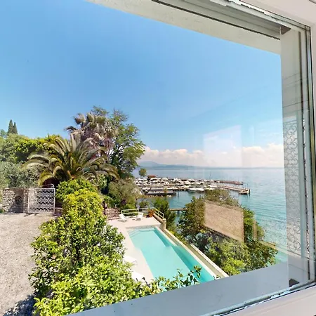Flora Luxury Pool-bgl Villa *