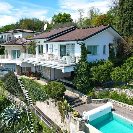 Villa Flora Luxury Pool-bgl Manerba del Garda