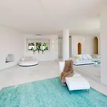 Flora Luxury Pool-bgl Βίλα