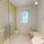 Βίλα Flora Luxury Pool-bgl Manerba del Garda