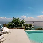 Βίλα Flora Luxury Pool-bgl *