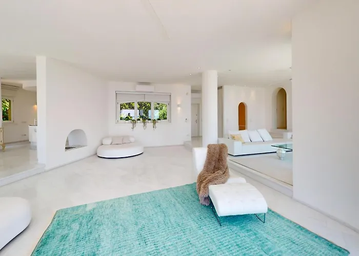 Flora Villa